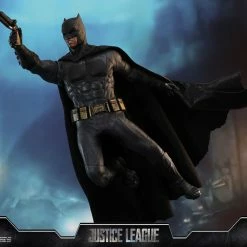 Vendor-unknown Hot Toys DC Comics Justice League Batman (Deluxe) 1/6 Scale 12" Figure 28 Vendor-unknown Hot Toys DC Comics Justice League Batman (Deluxe) 1/6 Scale 12