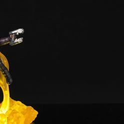 Vendor-unknown QMx Marvel Comics Guardians Of The Galaxy Vol. 2 Star-Lord Peter Quill Q-Fig FX LED Light-up Figure Diorama Quantum Mechanix (QMx)