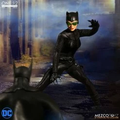 Vendor-unknown Mezco Toyz One:12 Collective DC Comics Catwoman 1/12 Scale 6