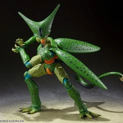 Maybang's Collectibles Bandai S.H.Figuarts Dragon Ball Z Cell (First Form) Action Figure