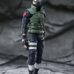 Maybang's Collectibles Bandai S.H.Figuarts Naruto Shippuden Kakashi Hatake (Famed Sharingan Hero) Action Figure 11 Maybang's Collectibles Bandai S.H.Figuarts Naruto Shippuden Kakashi Hatake (Famed Sharingan Hero) Action Figure