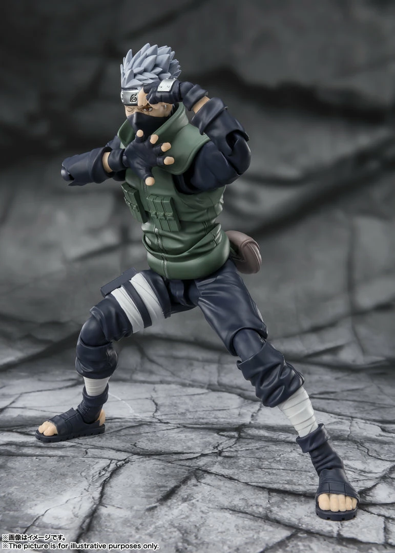 Maybang's Collectibles Bandai S.H.Figuarts Naruto Shippuden Kakashi Hatake (Famed Sharingan Hero) Action Figure 5 Maybang's Collectibles Bandai S.H.Figuarts Naruto Shippuden Kakashi Hatake (Famed Sharingan Hero) Action Figure