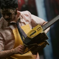 Maybang's Collectibles Sideshow The Texas Chainsaw Massacre 1974 Leatherface (Killing Mask) 1/6 Scale 12" Collectible Figure 32 Maybang's Collectibles Sideshow The Texas Chainsaw Massacre 1974 Leatherface (Killing Mask) 1/6 Scale 12