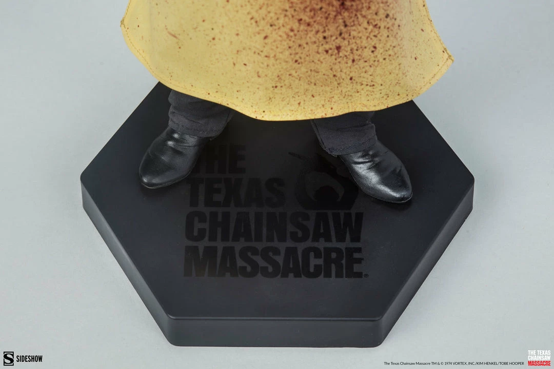 Maybang's Collectibles Sideshow The Texas Chainsaw Massacre 1974 Leatherface (Killing Mask) 1/6 Scale 12" Collectible Figure 22 Maybang's Collectibles Sideshow The Texas Chainsaw Massacre 1974 Leatherface (Killing Mask) 1/6 Scale 12" Collectible Figure