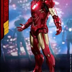 Vendor-unknown Hot Toys Marvel Iron Man 2 Iron Man Mark IV Diecast Figure With Suit-up Gantry 1/6 Scale Figure Set 52 Vendor-unknown Hot Toys Marvel Iron Man 2 Iron Man Mark IV Diecast Figure With Suit-up Gantry 1/6 Scale Figure Set