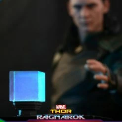 Vendor-unknown Hot Toys Marvel Thor: Ragnarok Loki 1/6 Scale 12