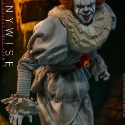 Maybang's Collectibles Hot Toys IT: Chapter Two Pennywise 1/6 Scale Collectible Figure
