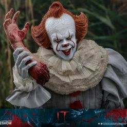 Maybang's Collectibles Hot Toys IT: Chapter Two Pennywise 1/6 Scale Collectible Figure