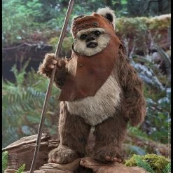 Maybang's Collectibles Hot Toys Star Wars Episode VI Return Of The Jedi Princess Leia & Ewok Wicket 1/6 Scale Figure Set