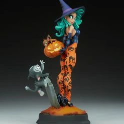 Maybang's Collectibles Sideshow Collectibles Sideshow Chris Sanders Happy HallowQueens Collection Pumpkin Witch Statue