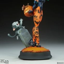 Maybang's Collectibles Sideshow Collectibles Sideshow Chris Sanders Happy HallowQueens Collection Pumpkin Witch Statue