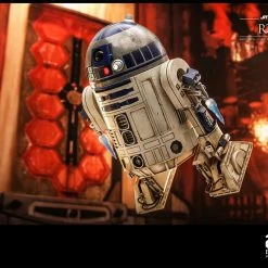 Maybang's Collectibles Hot Toys Star Wars Episode II Attack Of The Clones R2-D2 1/6 Scale Collectible Figure