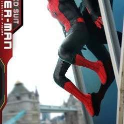 Maybang's Collectibles Hot Toys Marvel Comics Spider-Man: Far From Home Spider-Man (Upgraded Suit) 1/6 Scale Figure