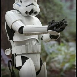 Maybang's Collectibles Hot Toys Star Wars Classic Stormtrooper 1/6 Scale 12