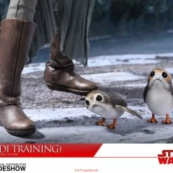 Vendor-unknown Hot Toys Star Wars Episode VIII The Last Jedi Rey (Jedi Training) 1/6 Scale Figure