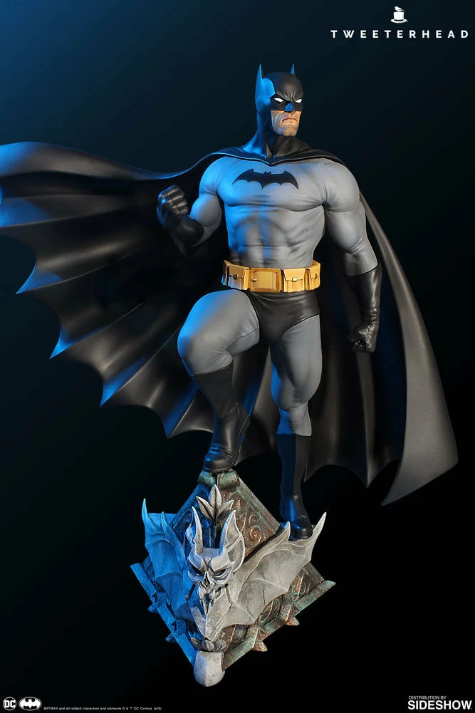 Maybang's Collectibles Tweeterhead DC Comics Super Powers Collection Batman Black & Gray Variant Maquette Statue 4 Maybang's Collectibles Tweeterhead DC Comics Super Powers Collection Batman Black & Gray Variant Maquette Statue