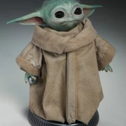 Maybang's Collectibles Sideshow Collectibles Sideshow Star Wars The Mandalorian The Child Life-Size Figure