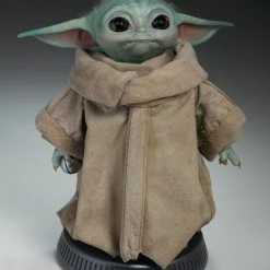 Maybang's Collectibles Sideshow Collectibles Sideshow Star Wars The Mandalorian The Child Life-Size Figure