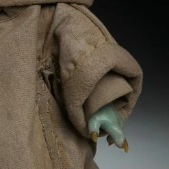 Maybang's Collectibles Sideshow Collectibles Sideshow Star Wars The Mandalorian The Child Life-Size Figure