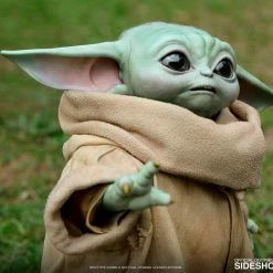 Maybang's Collectibles Hot Toys Star Wars The Mandalorian The Child Life-Size Collectible Figure